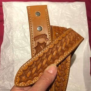 Tener’s Leather Belt